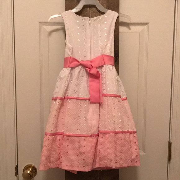 Girls size 6 dress - Picture 2 of 4